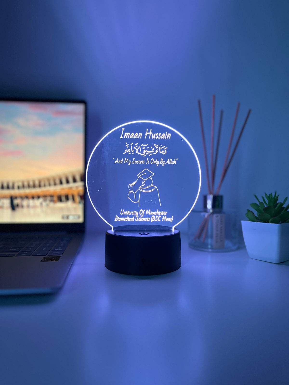 Personalised Islamic Graduation LED Lamp – Custom Name, University & Degree