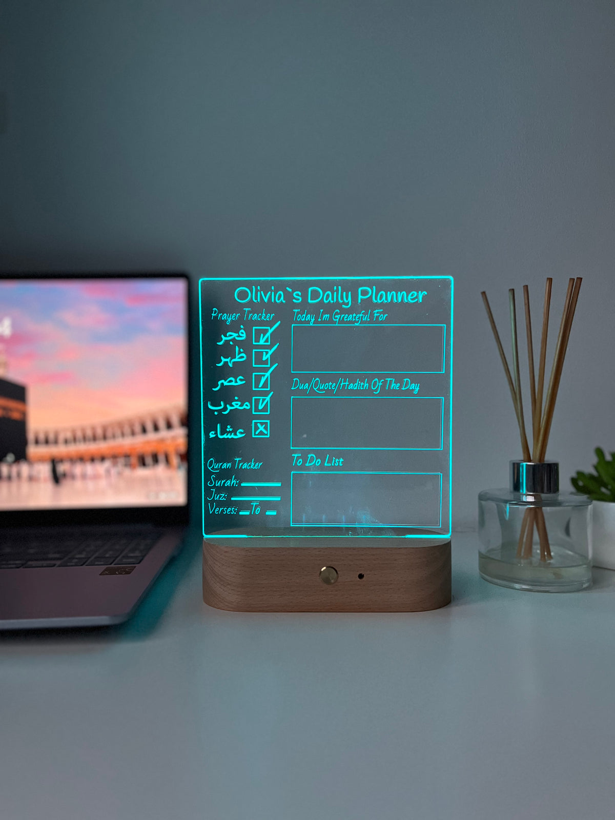 Personalised Islamic Day Planner LED Lamp | Salah Tracker, Qur’an Tracker & Surah Review | Islamic Gift for Him or Her