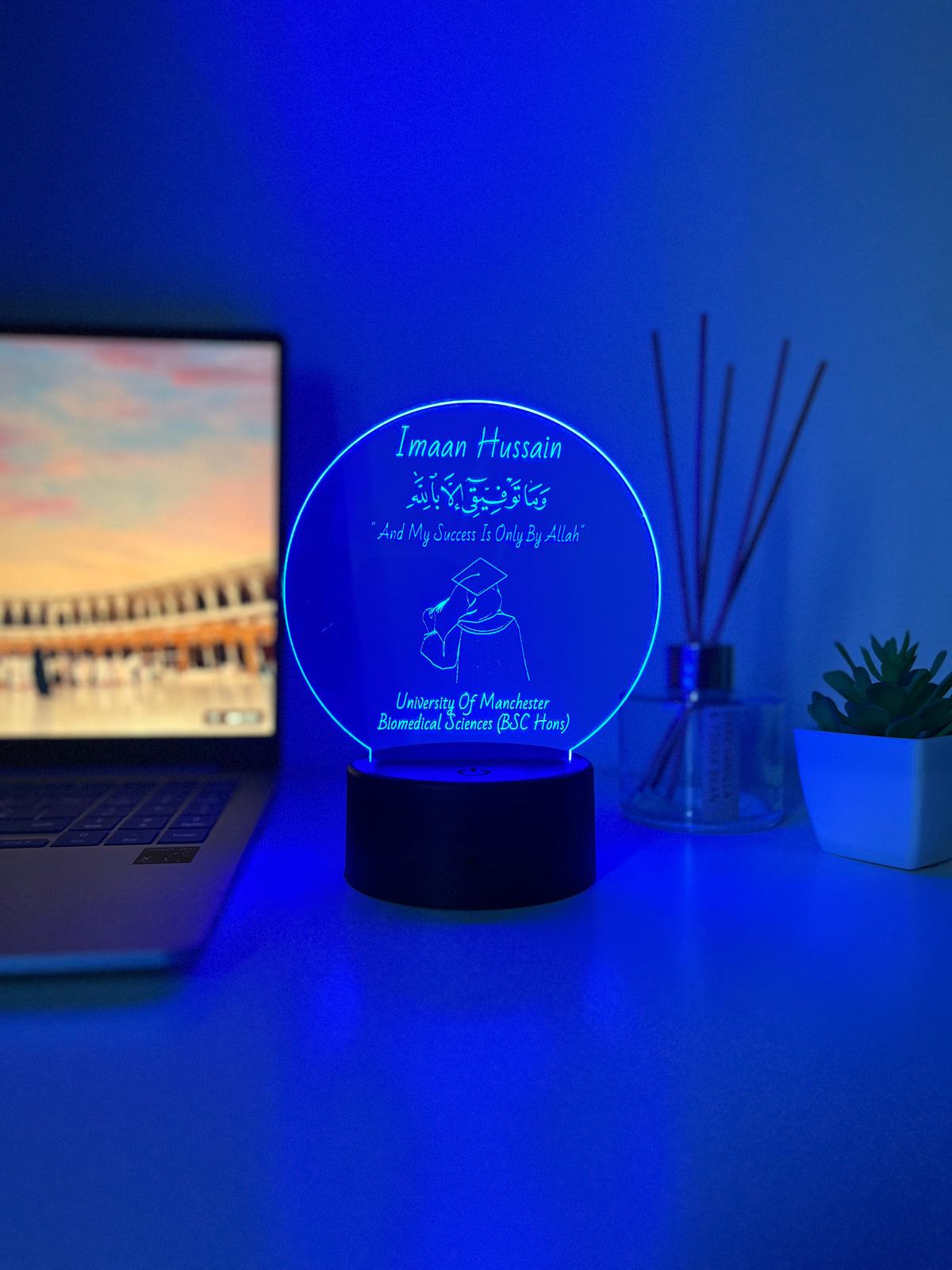 Personalised Islamic Graduation LED Lamp – Custom Name, University & Degree