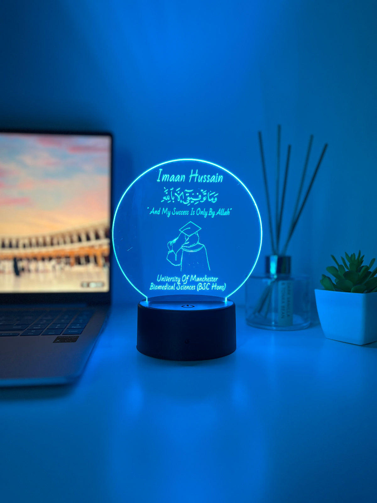 Personalised Islamic Graduation LED Lamp – Custom Name, University & Degree
