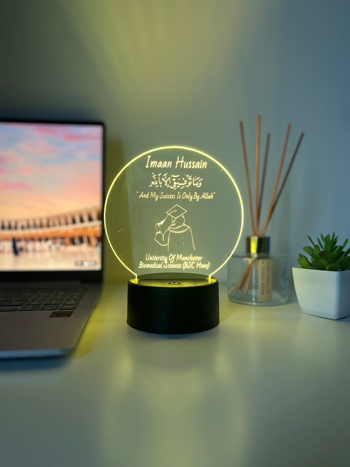 Personalised Islamic Graduation LED Lamp – Custom Name, University & Degree
