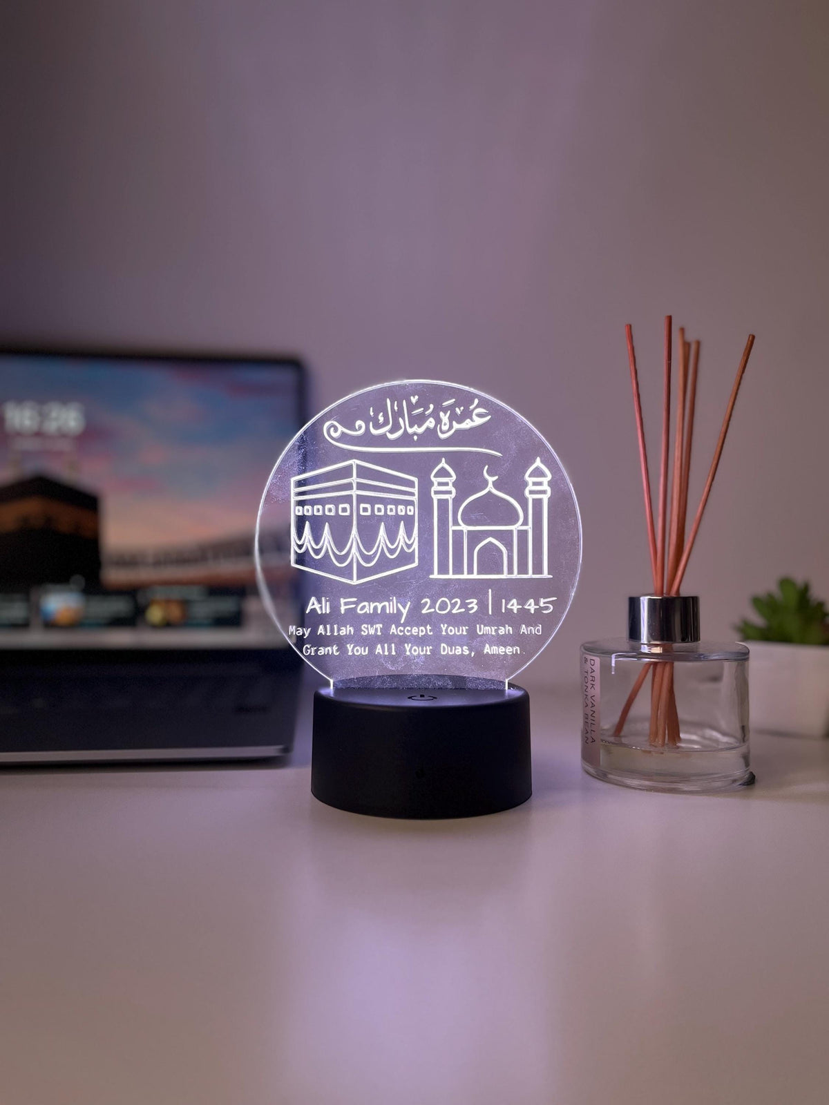Umrah Mubarak Personalized LED Acrylic Lamp | Laser Engraved Arabic Light | Hajj & Umrah Home Decor Gift for Couples or Family